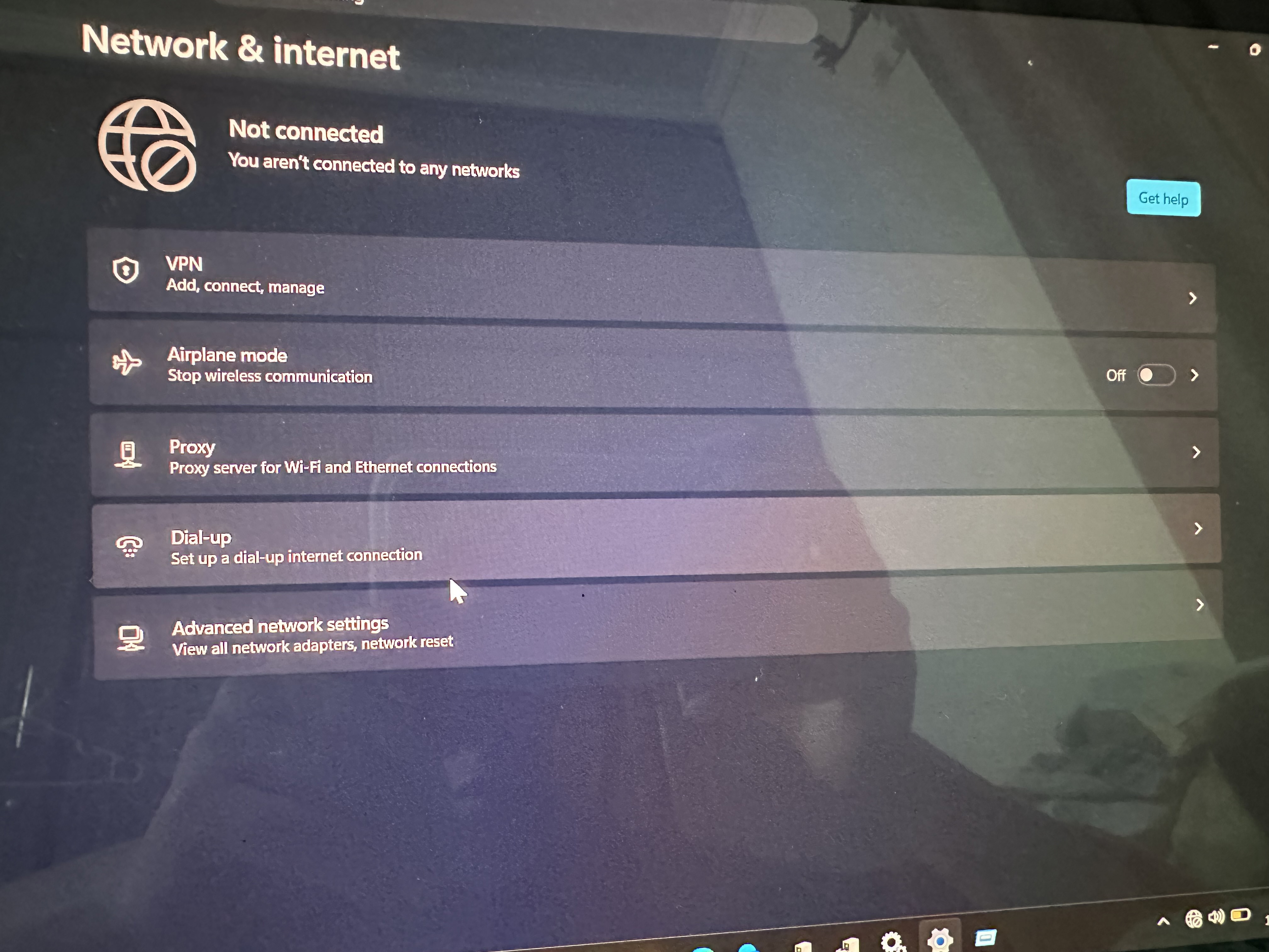 Wifi and bluetooth not showing in taskbar - Microsoft Q&A