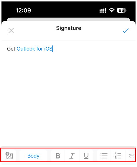 Drafting email signature in Settings in Microsoft Outlook App on iPhone ...