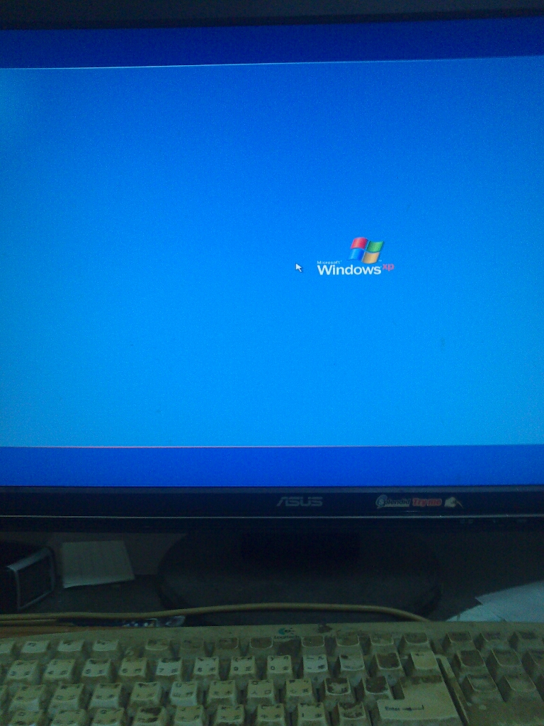 開機卡在Windows 畫面- Microsoft Q&A