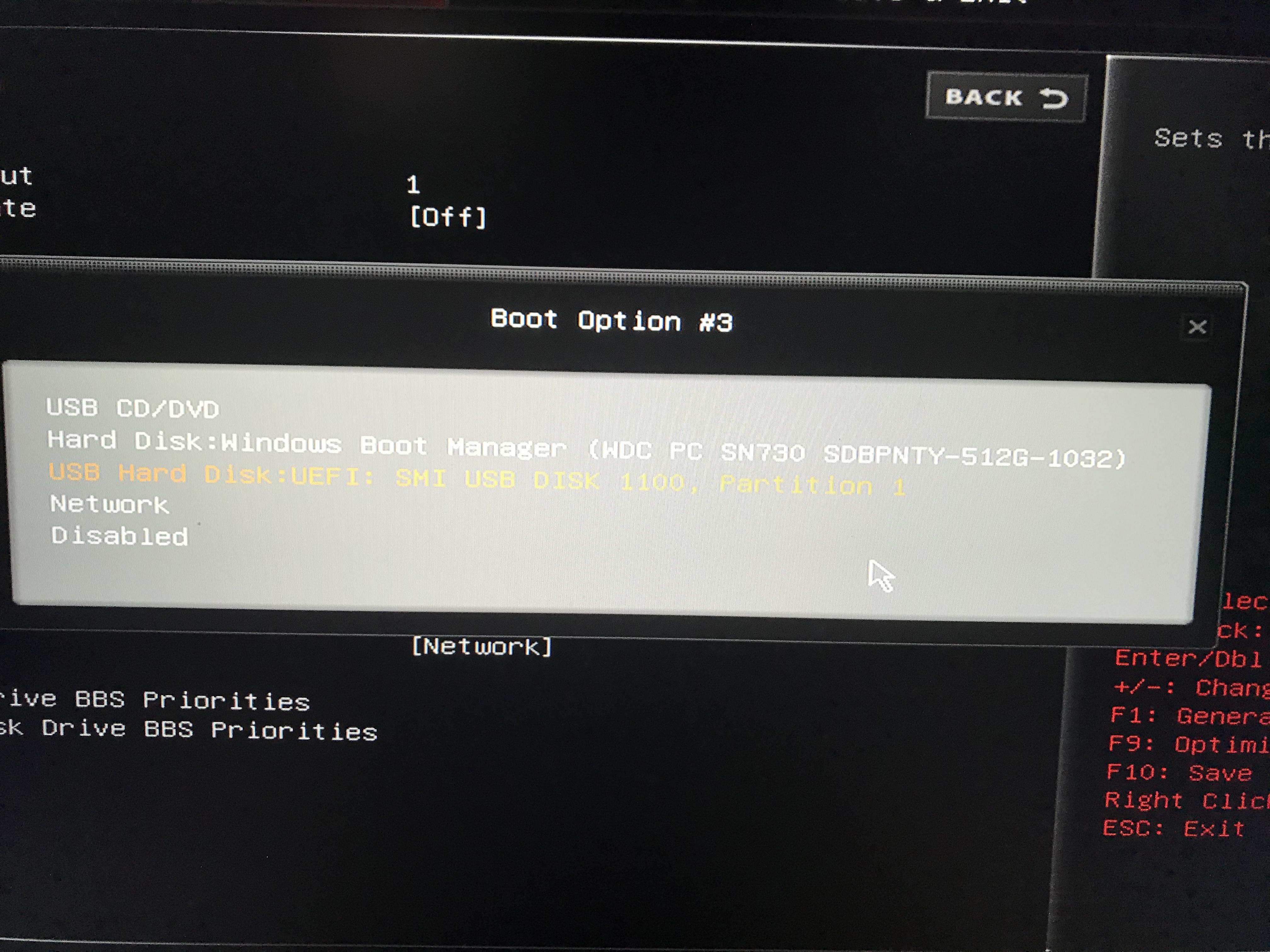 After blue Windows logo i’m greeted with a bright blue screen with ...