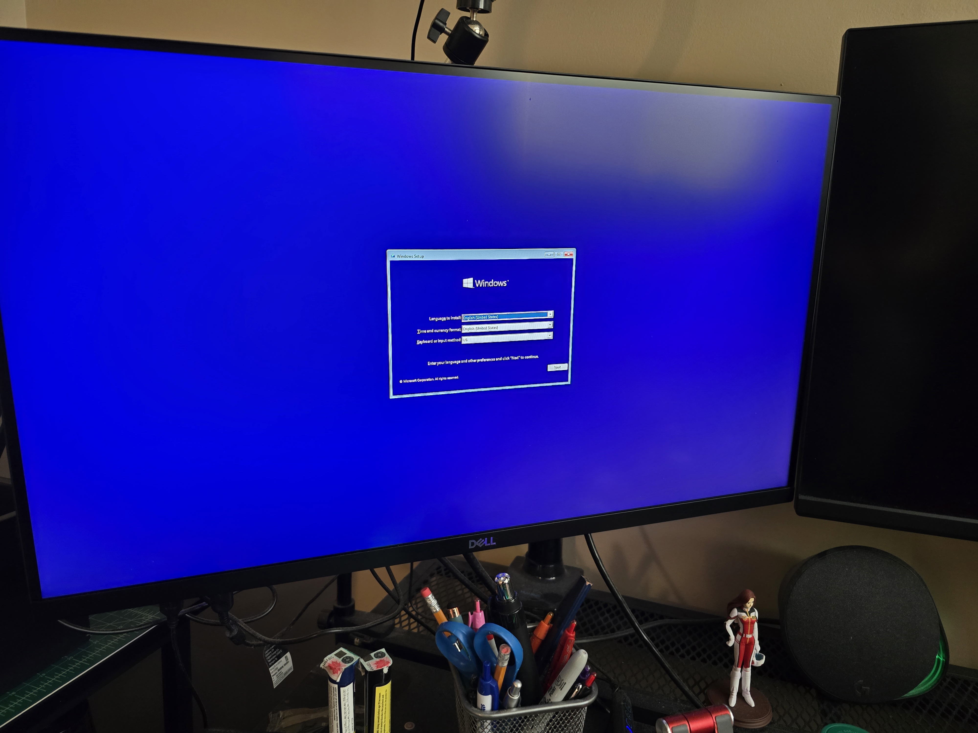 Windows refusing to boot. Stuck on loading screen. Infinite loop. Rare ...