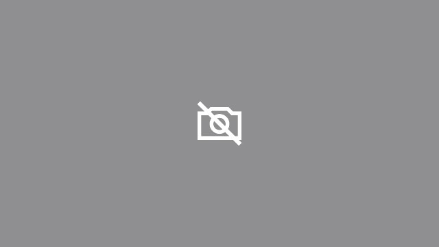 why is my camera showing a grey background with a white camera sign ...