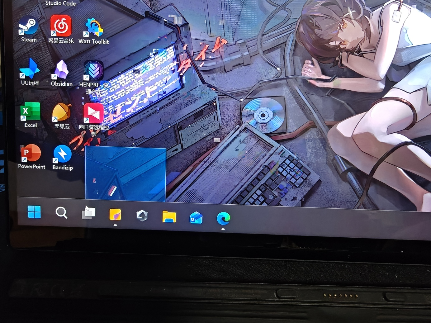 任务栏上方存在一片隐形区域，占用桌面空间且无法显示蓝色候选框- Microsoft Q&A