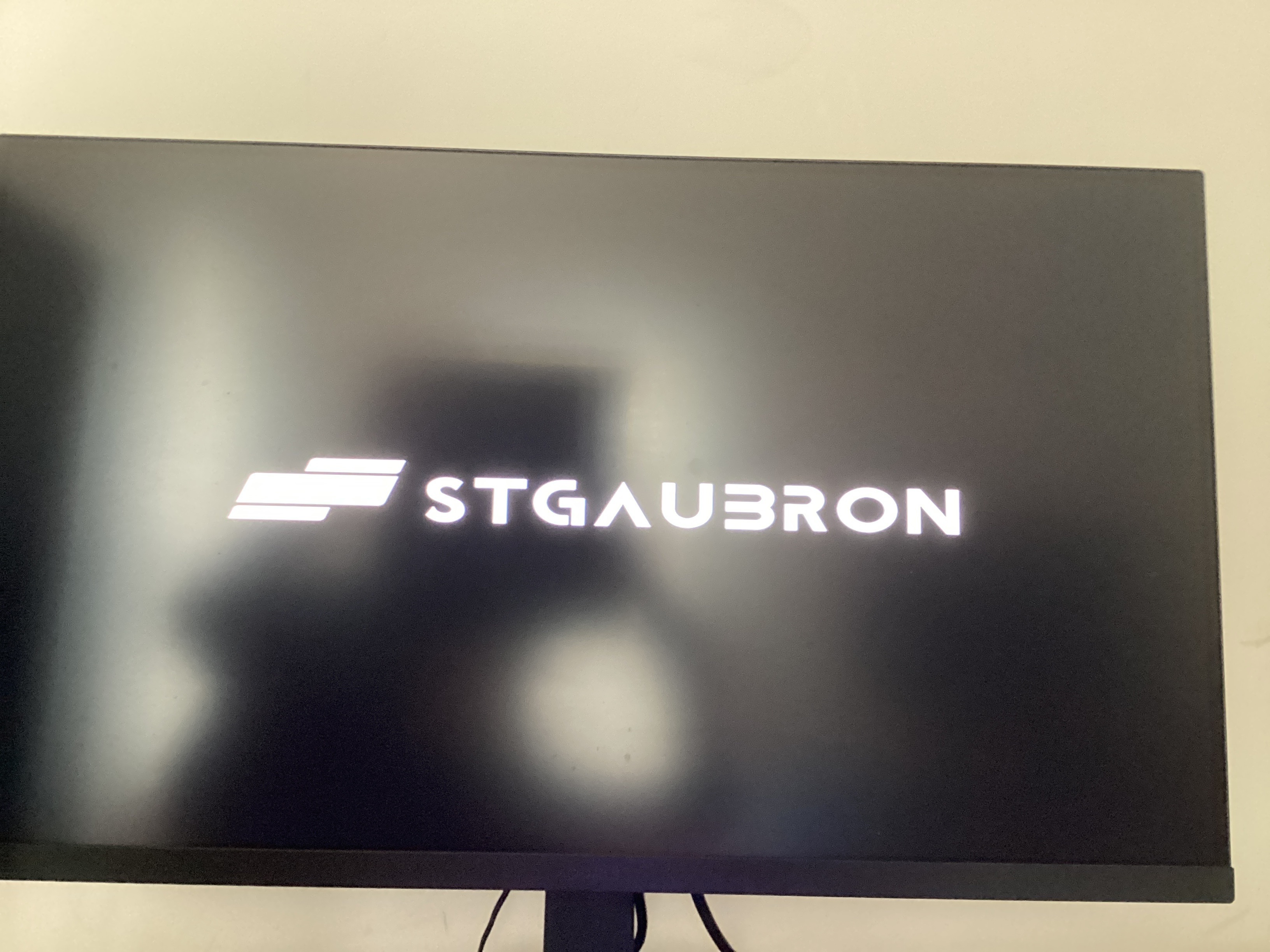 PC keeps crashing, happens randomly and crashes about 5-10 minutes ...
