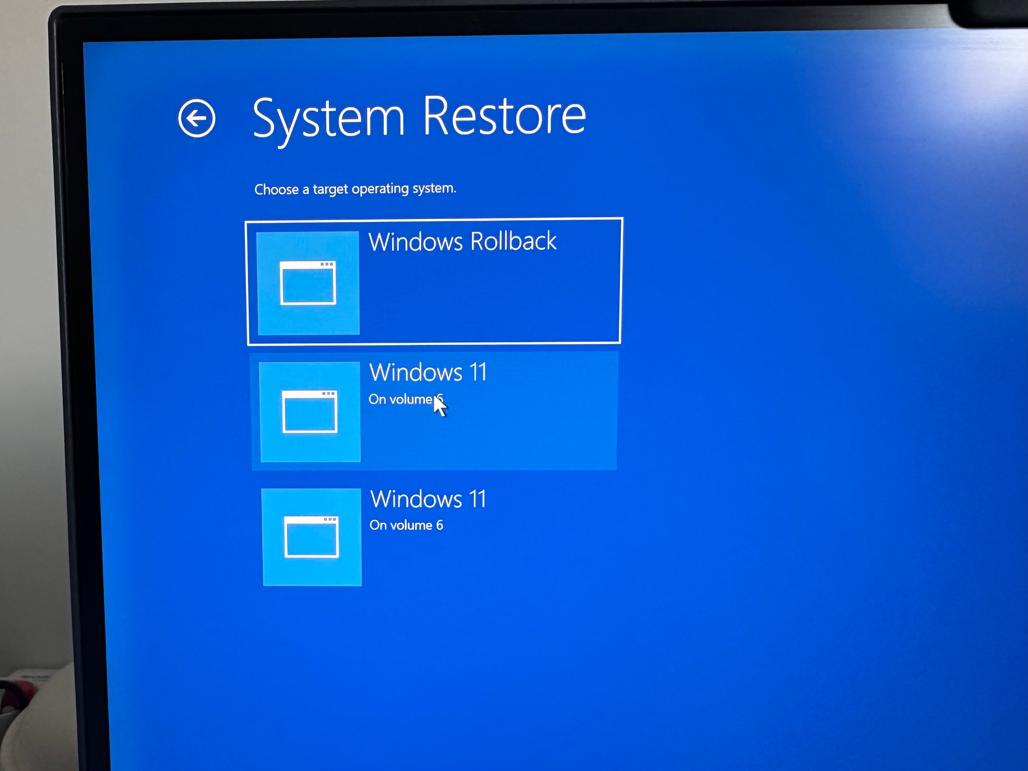 Green screen of death while booting - Microsoft Q&A