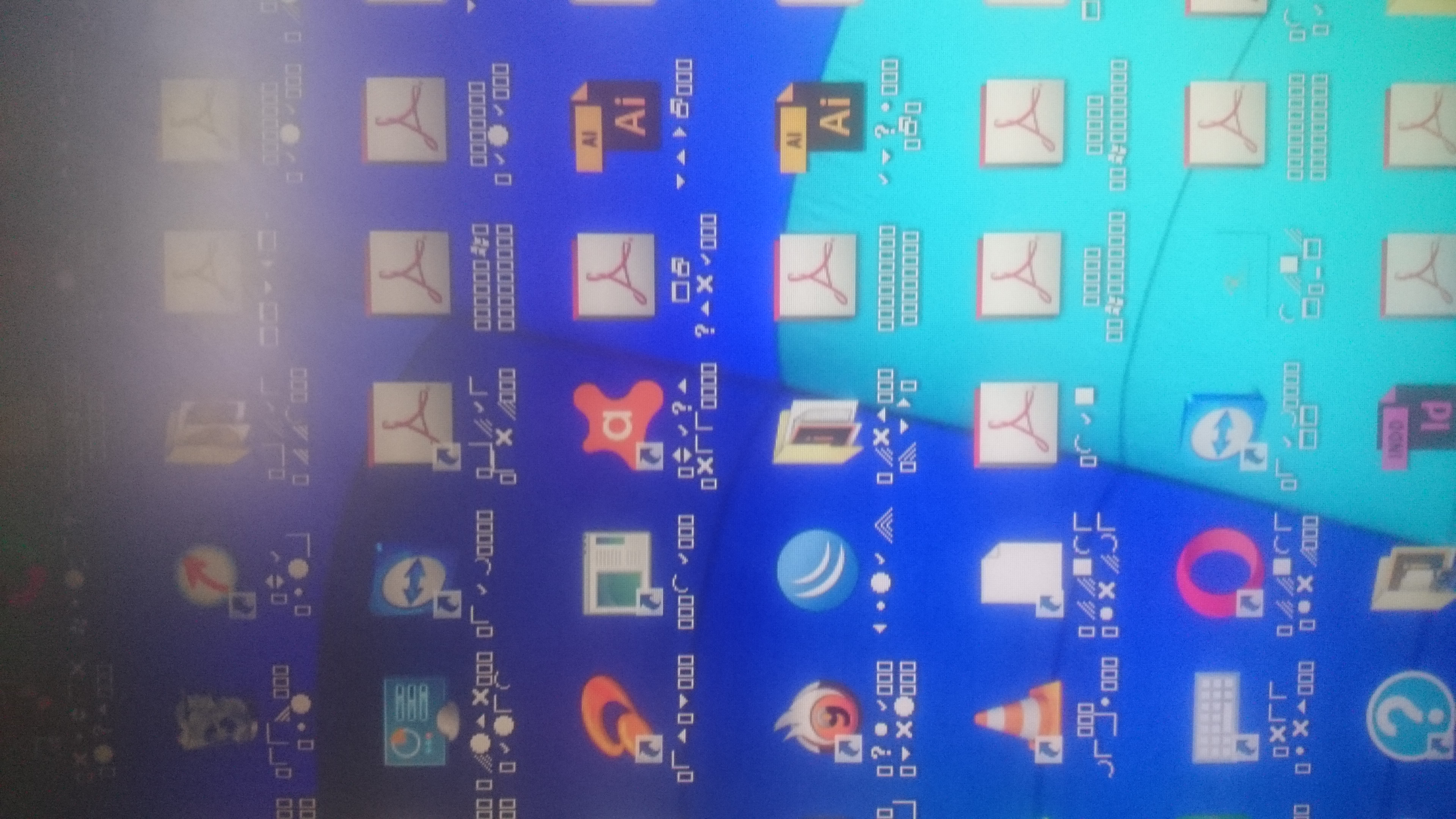 Desktop icons text changed language non can read - Microsoft Q&A