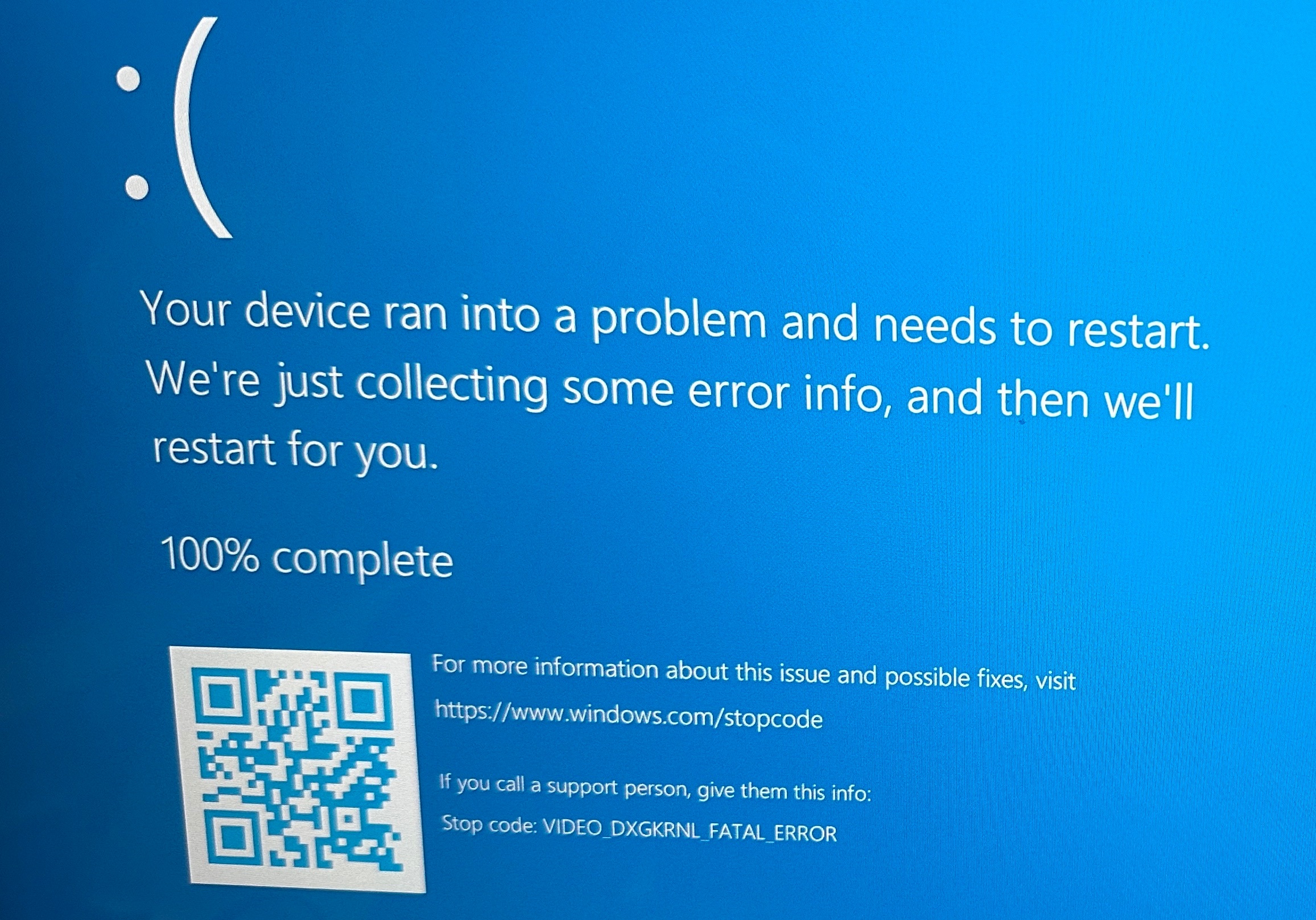 0x80070780 error trying to copy a file from Dropbox (315mb .MOV file ...
