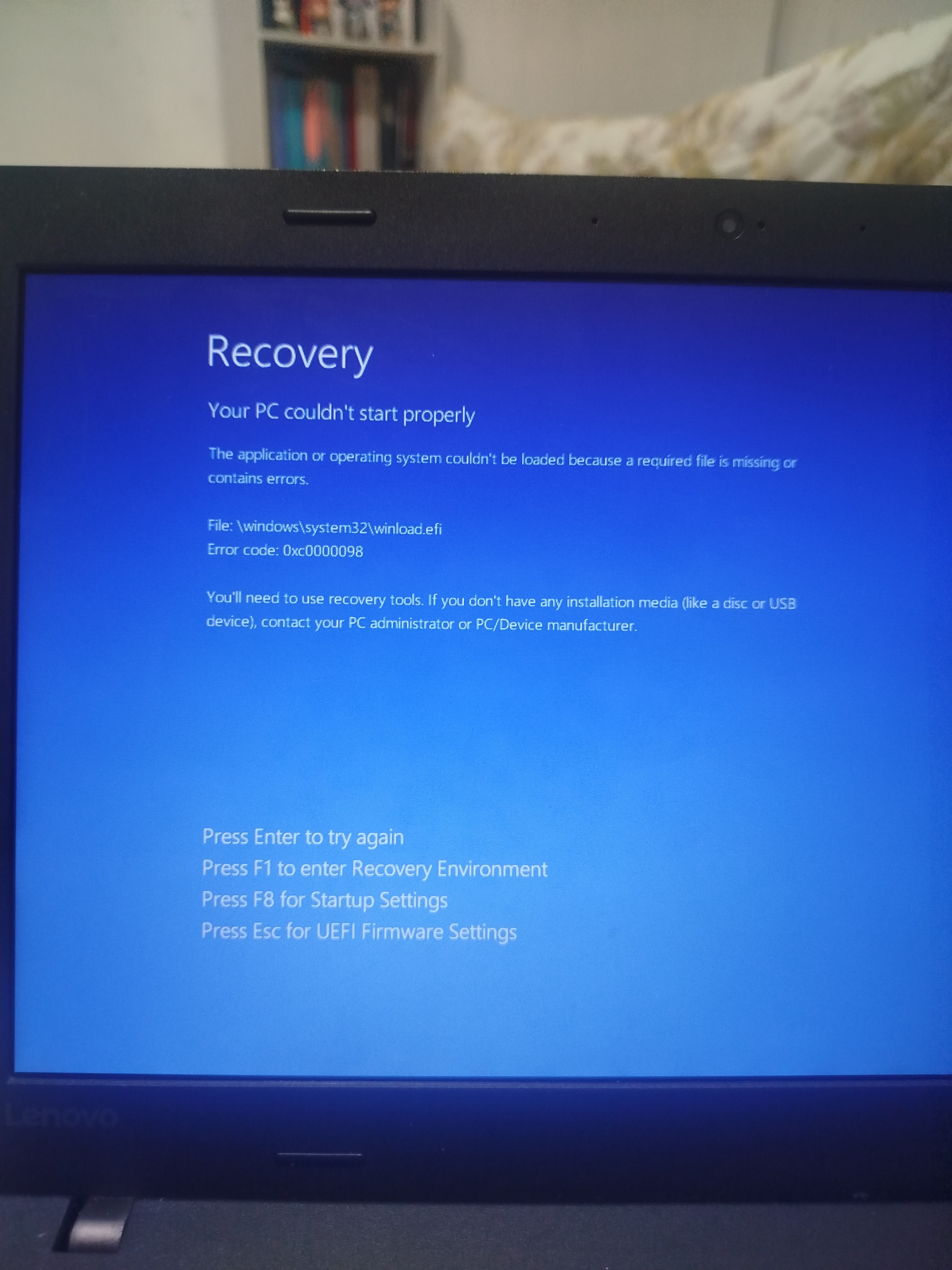 My pc wont boot up after i reset the pc cause too laggy and it comes up ...