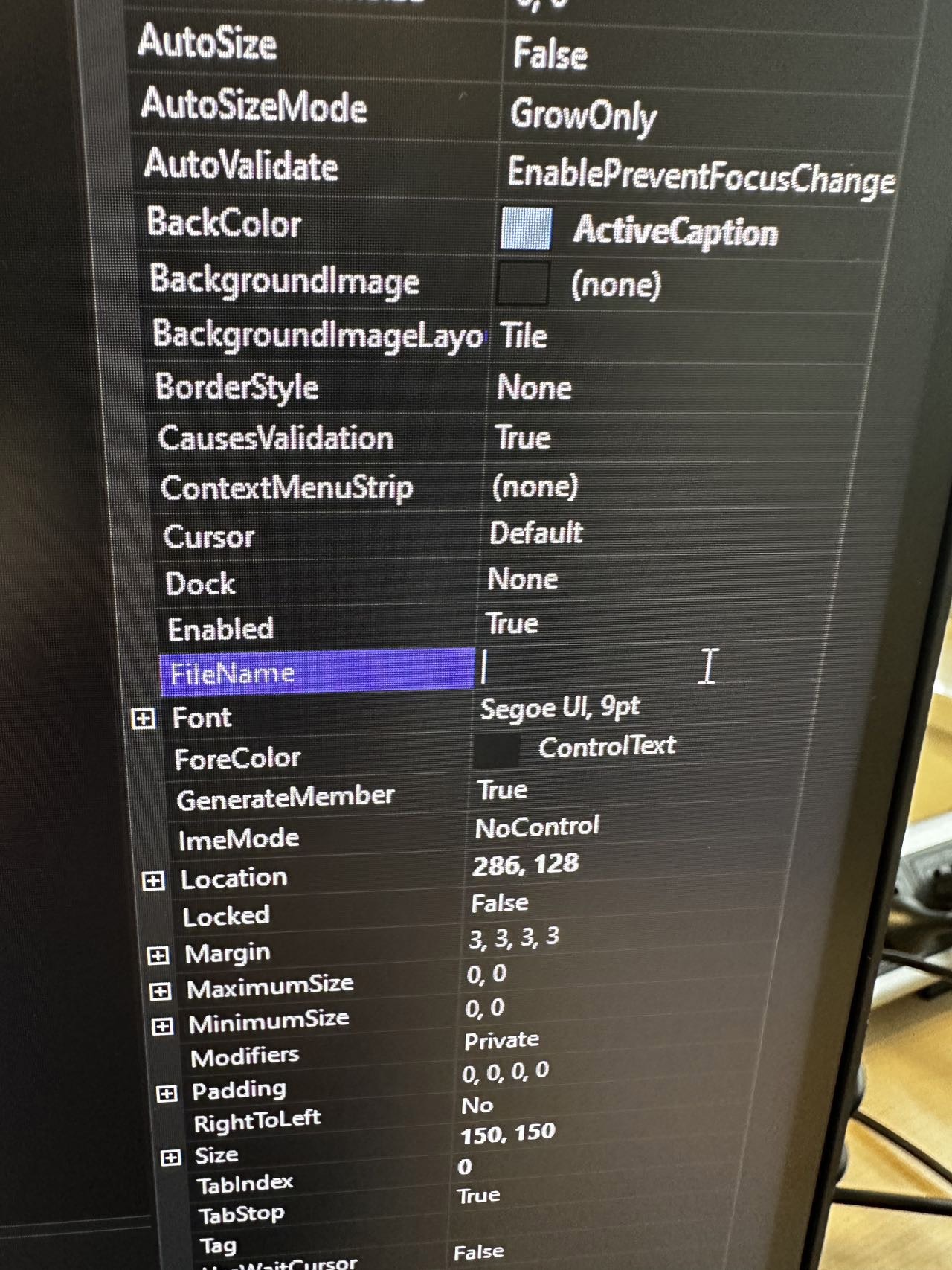 the [...] doesn't show in property Editor cell when customize a