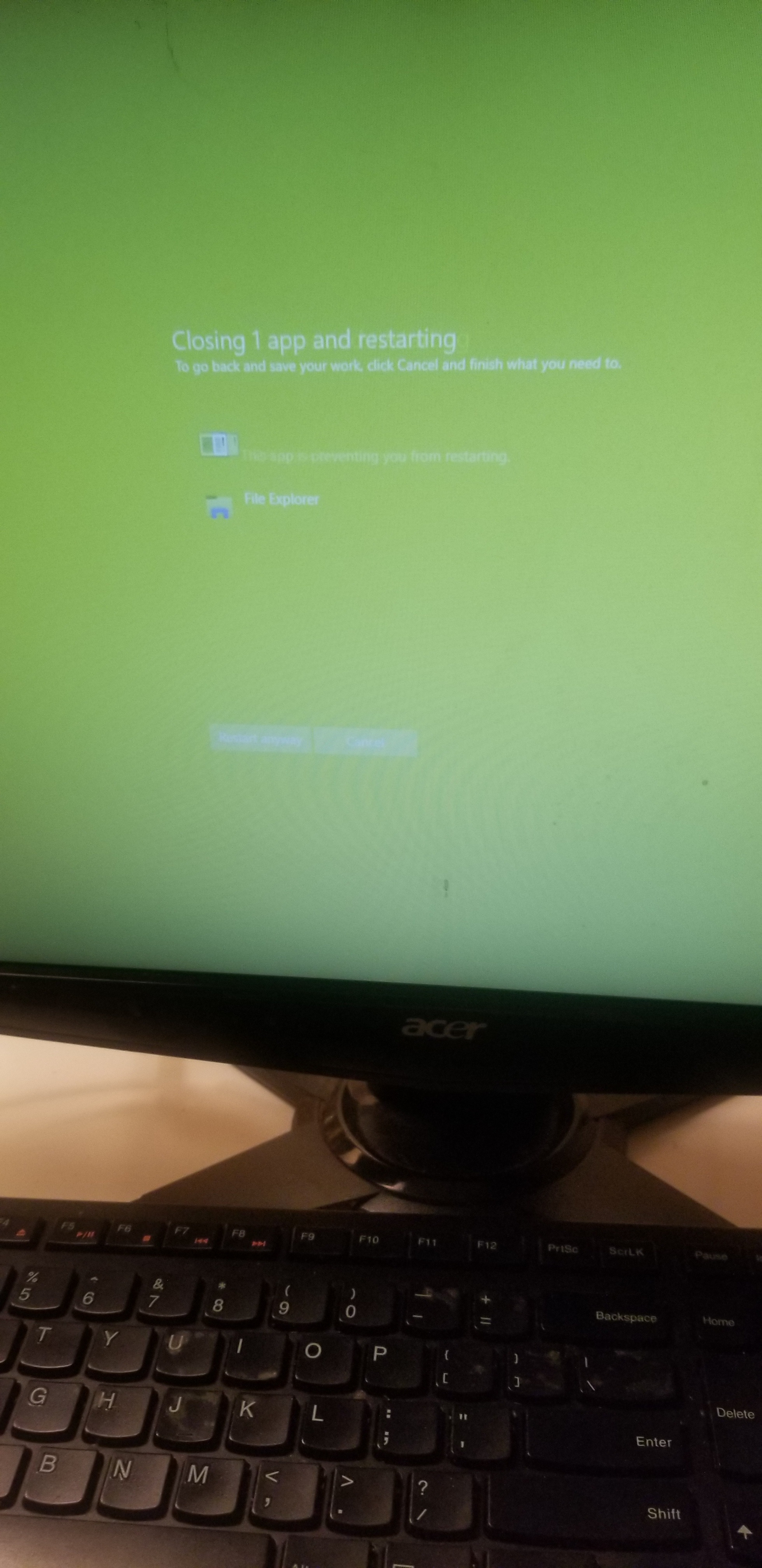 Windows 10 Yellow, Blue and Gray tint screen glitch thing. - Microsoft Q&A
