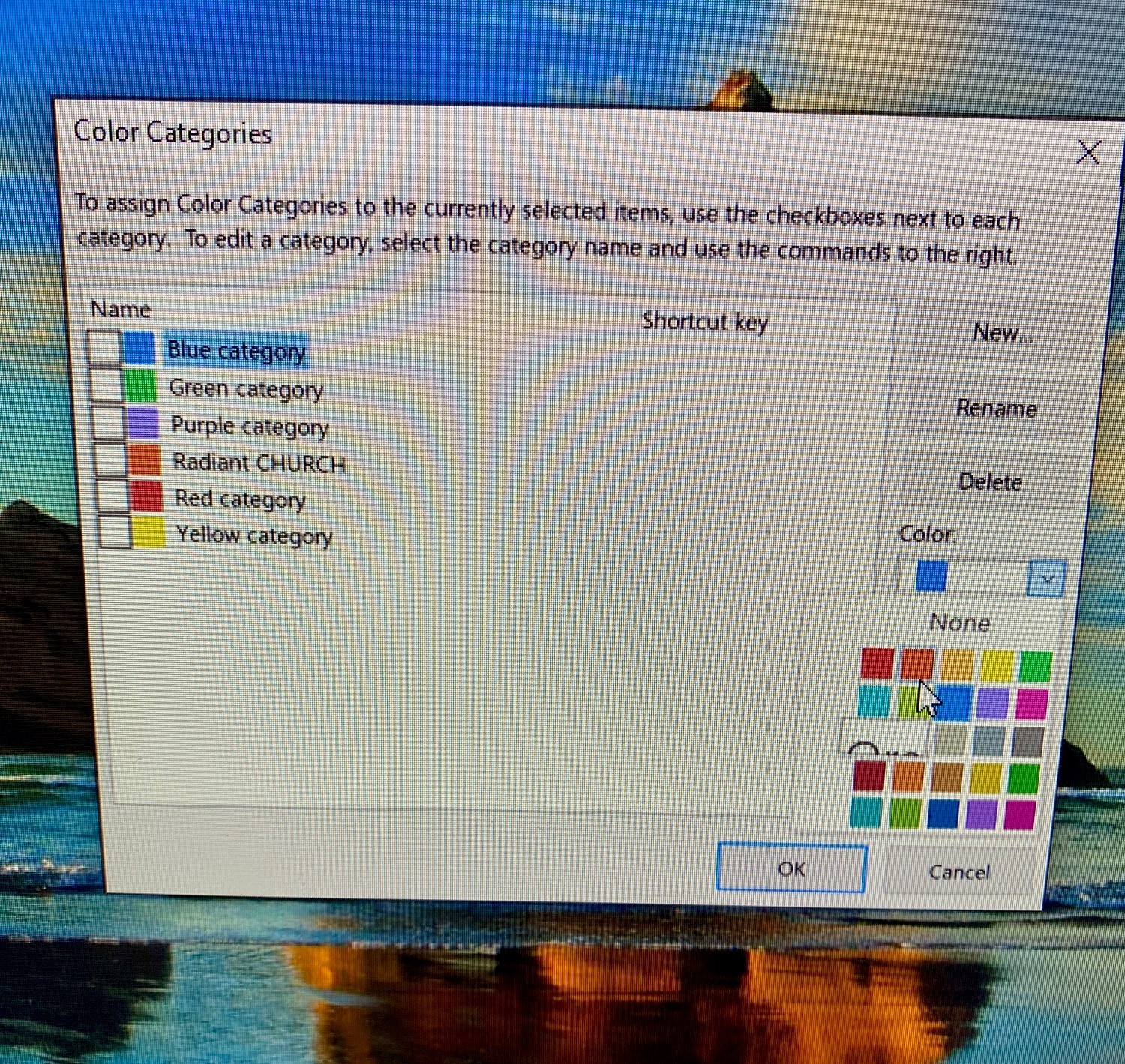 Auto change incoming message colors and fonts based on sender, using a ...