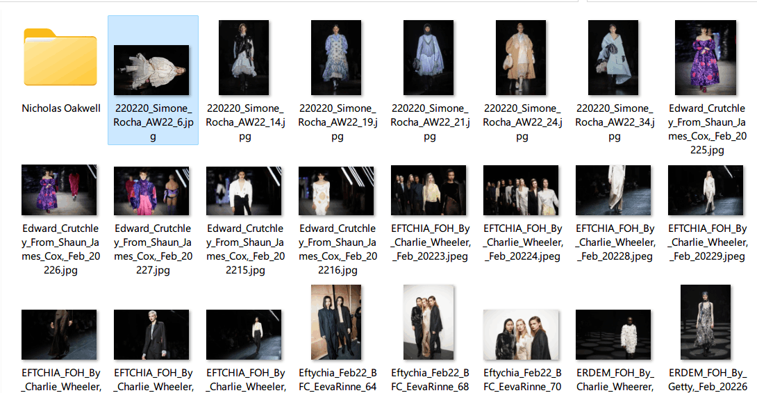 File Explorer is rotating images at random - Microsoft Q&A