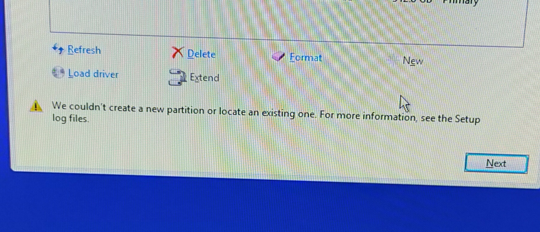cant boot into windows unless my old HDD with my old windows is plugged ...