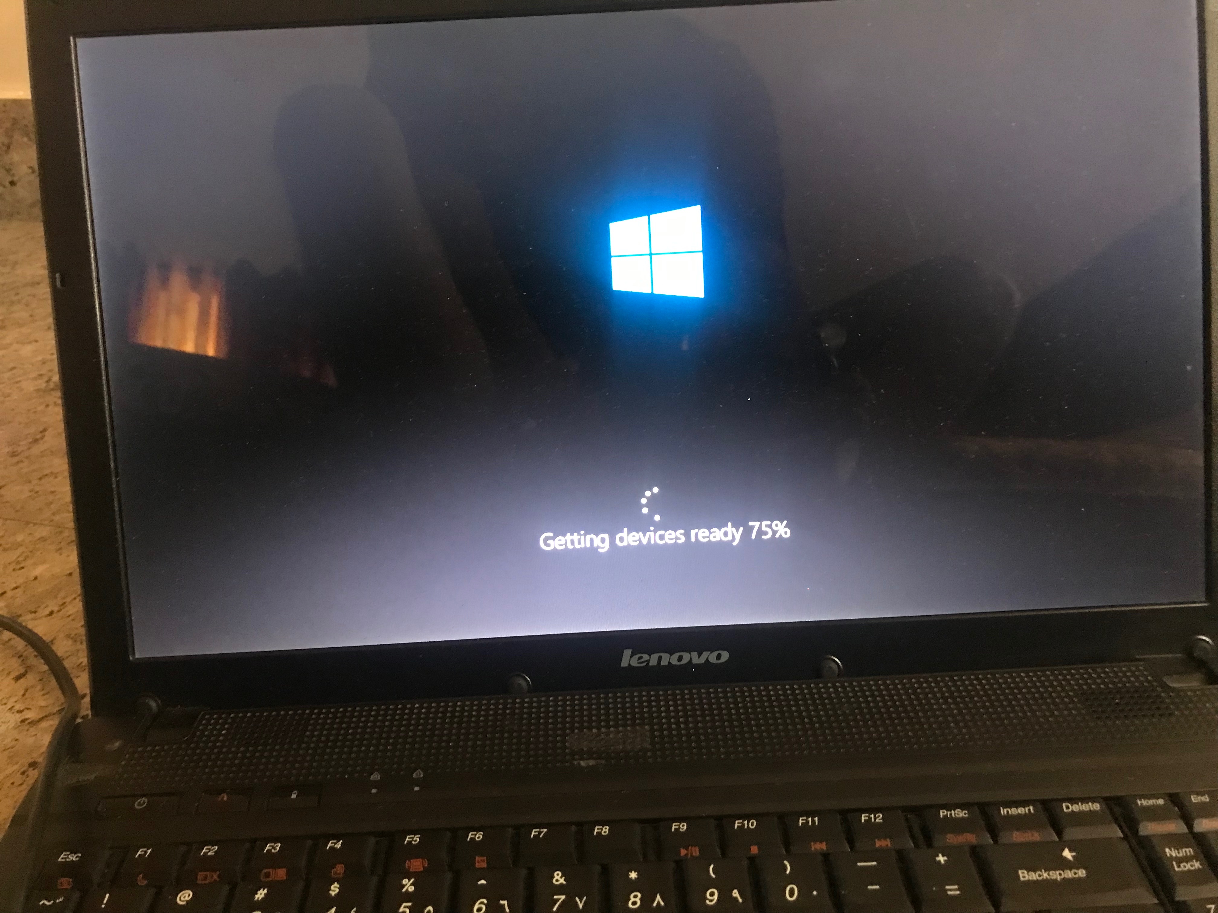While updating windows 7 to windows 10 it’s stucks on working on update ...