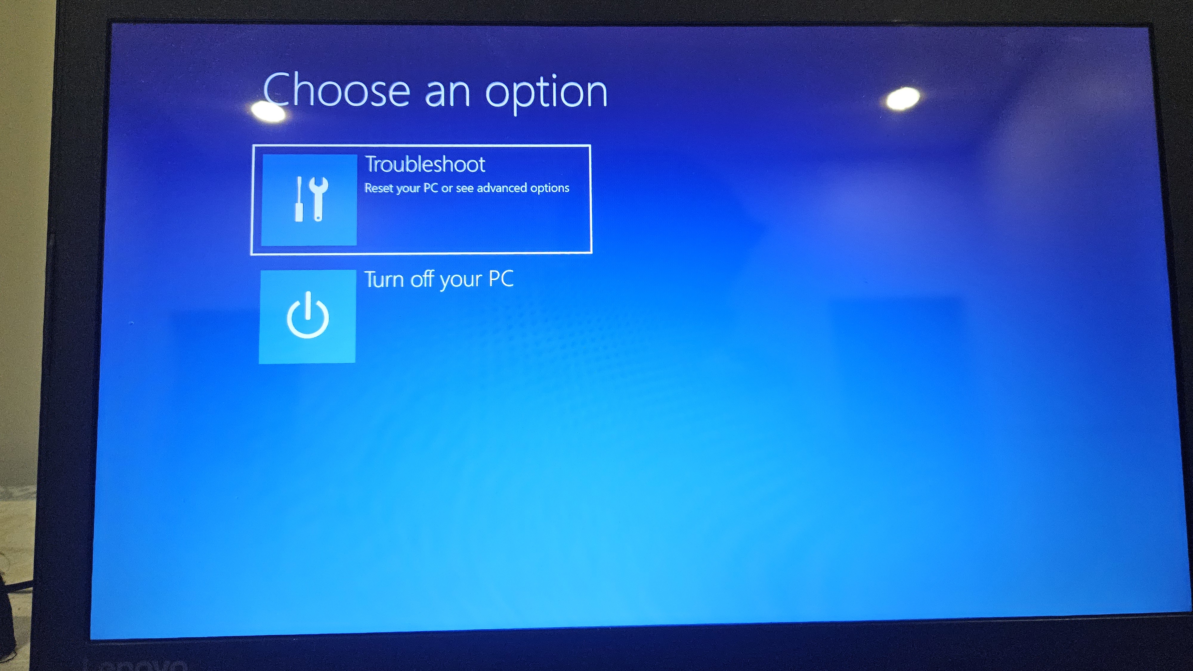 Windows showing blue screen troubleshoot options - Microsoft Q&A
