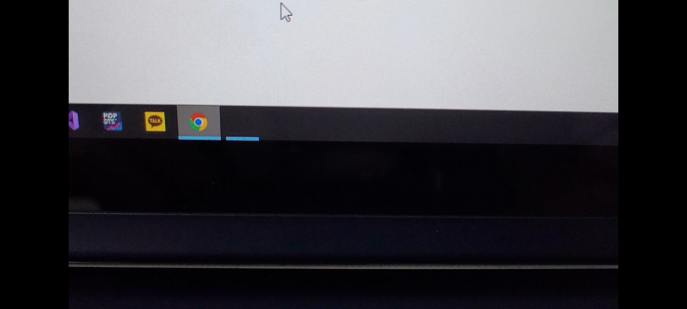 작업 표시줄 빈 아이콘 깜박임 | Blinking of blank icon in task bar - Microsoft Q&A