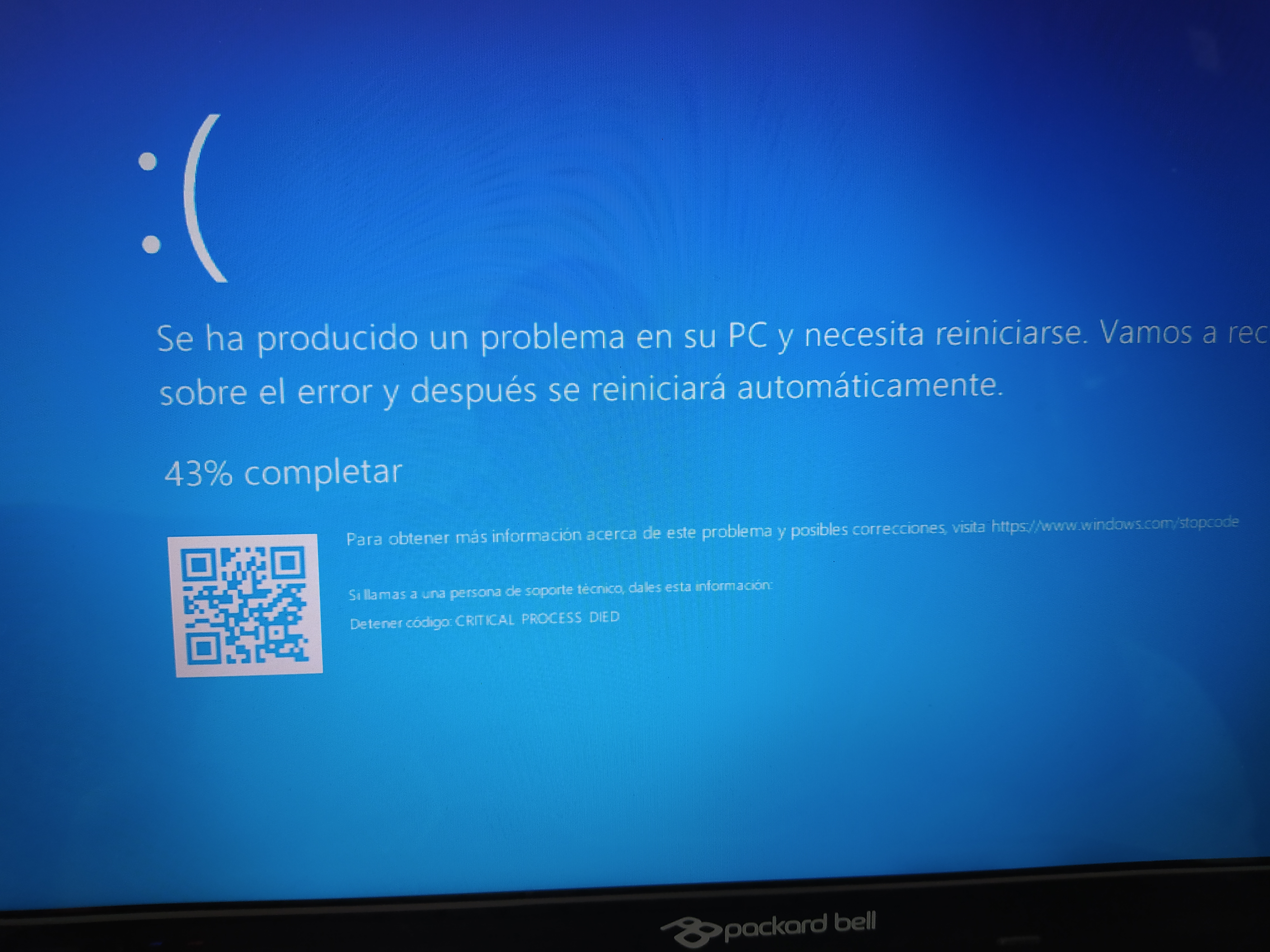 Pantalla azul: CRITICAL PROCESS DIED - Microsoft Q&A