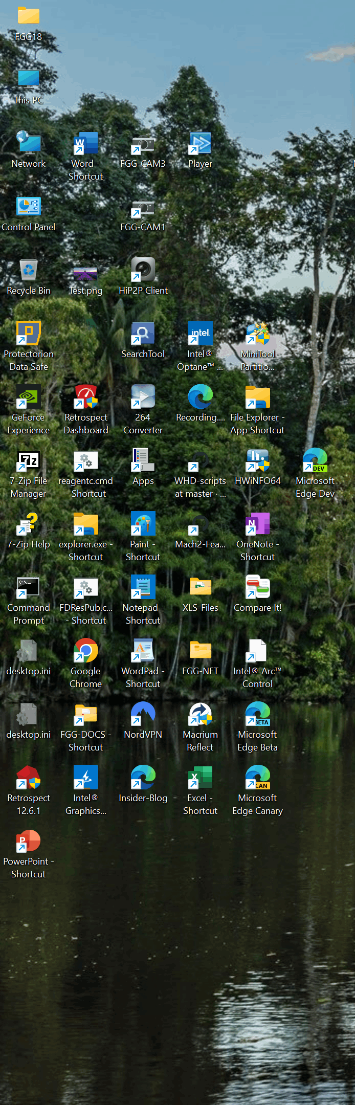 Why are all the desktop icons rearranged when using Taskbar Auto Hide ...