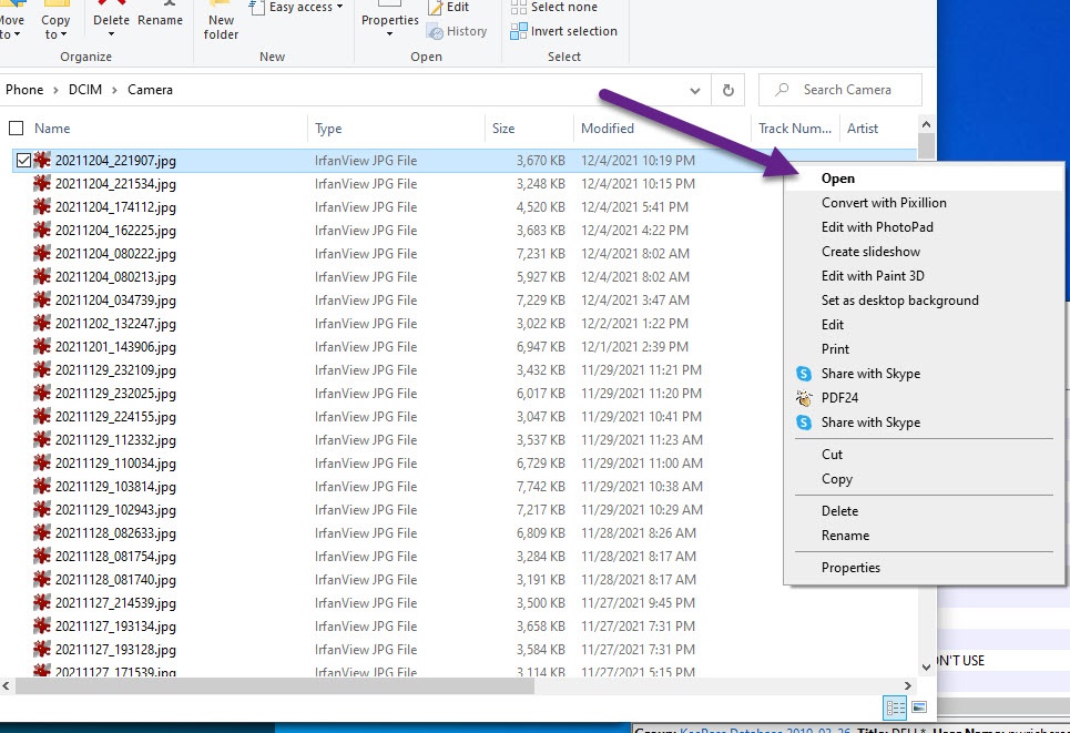 Open a .jpg file in File Explorer gives only a generic open option ...