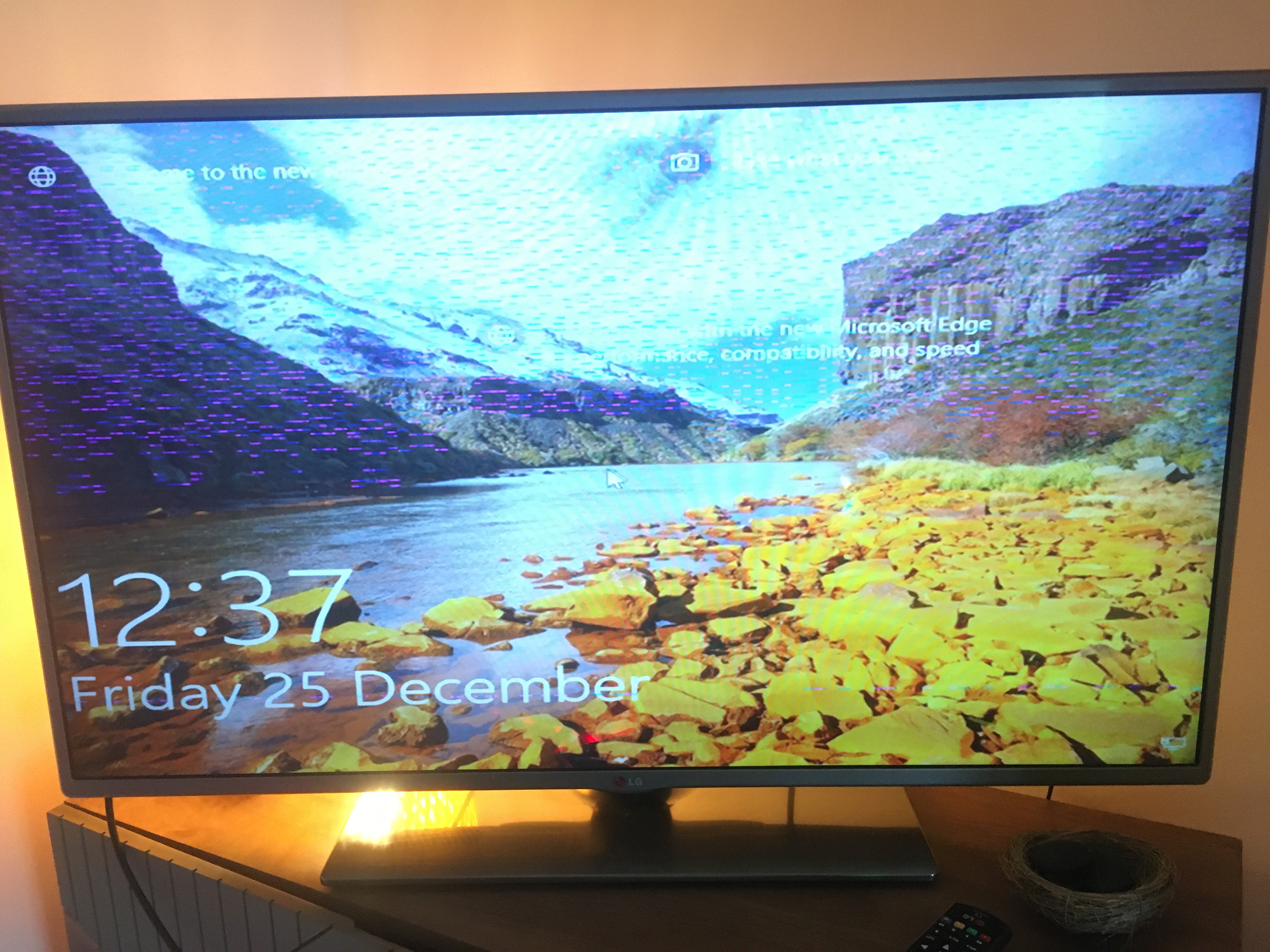 There are coloured horizontal lines across the screen - Microsoft Q&A