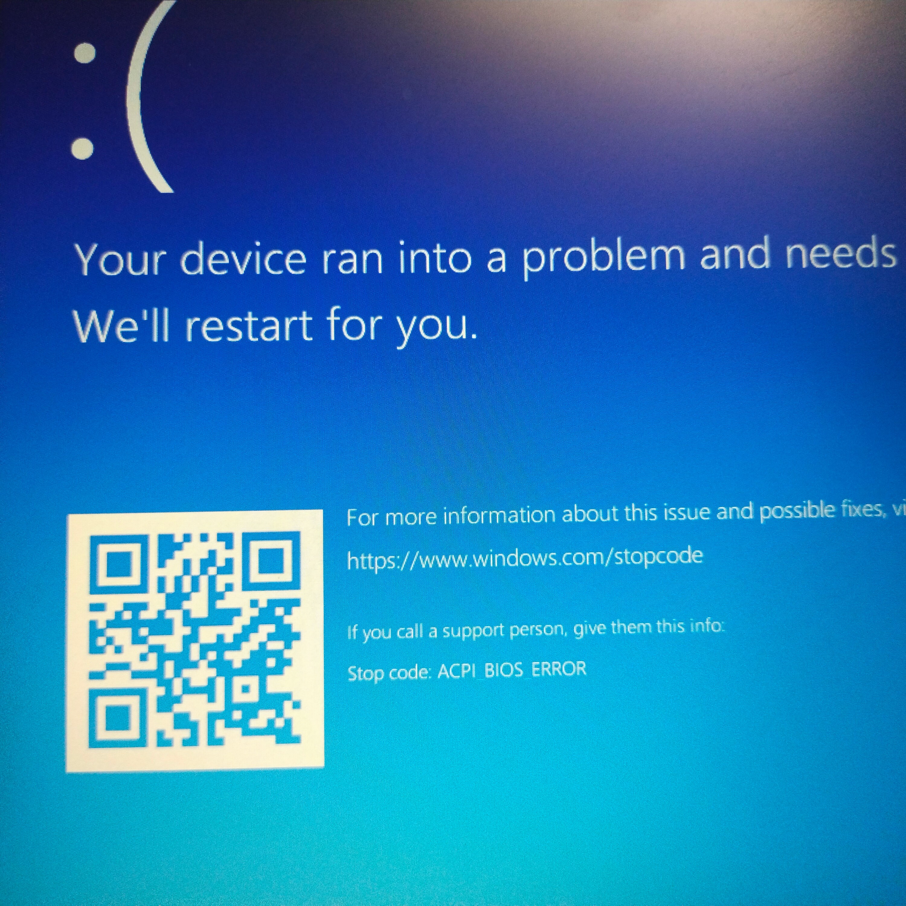 My laptop is showing a blue screen and goes into infinity boot process ...