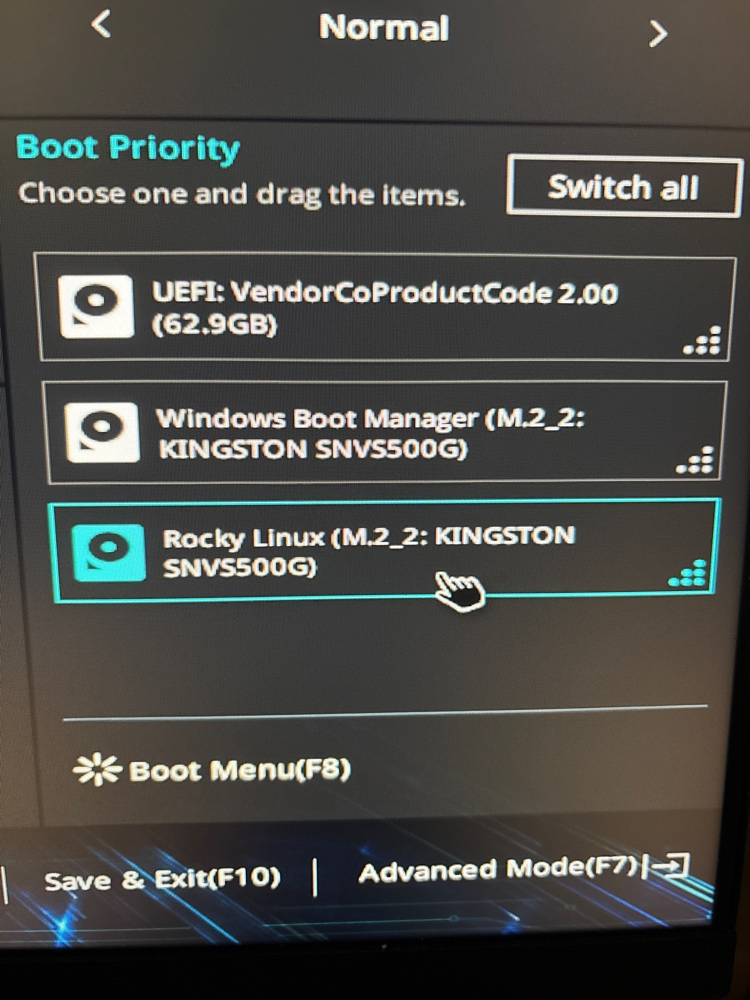 Seçilen resim, lightbox'ta gösteriliyor.