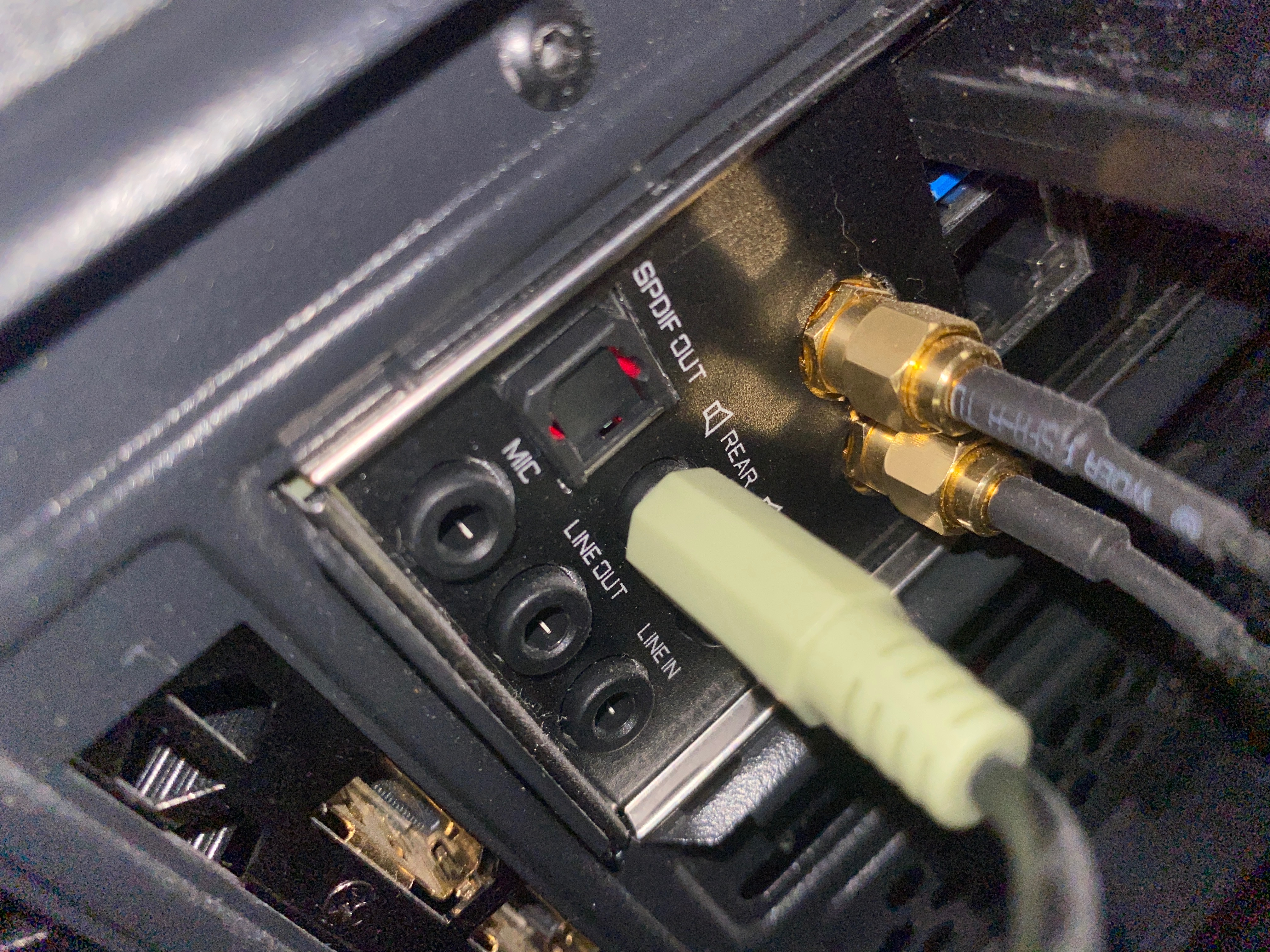 Why does my microphone port not get picked up on my PC? - Microsoft Q&A