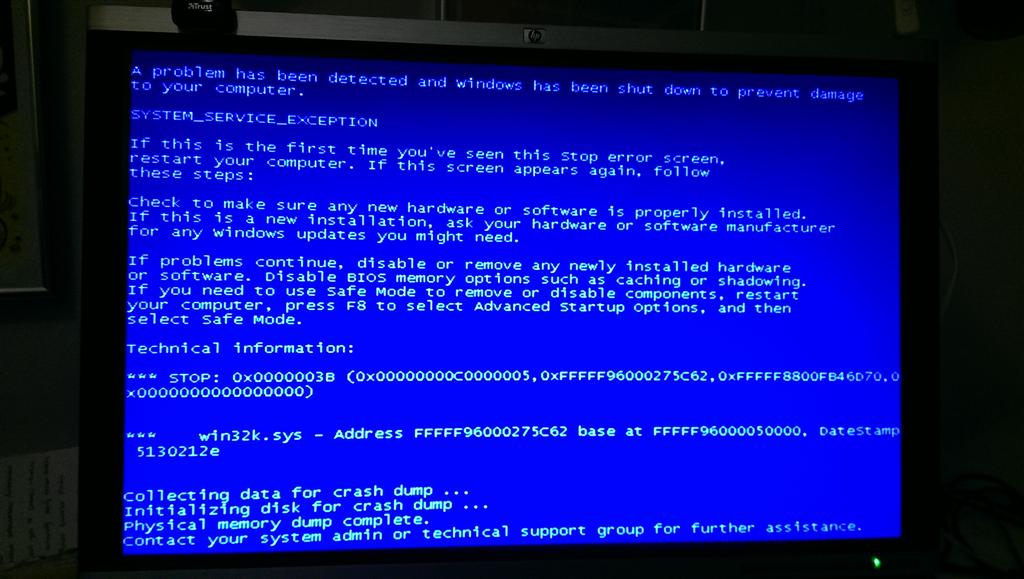 Blue Screen Error :Windows detected your registry file is still in use ...