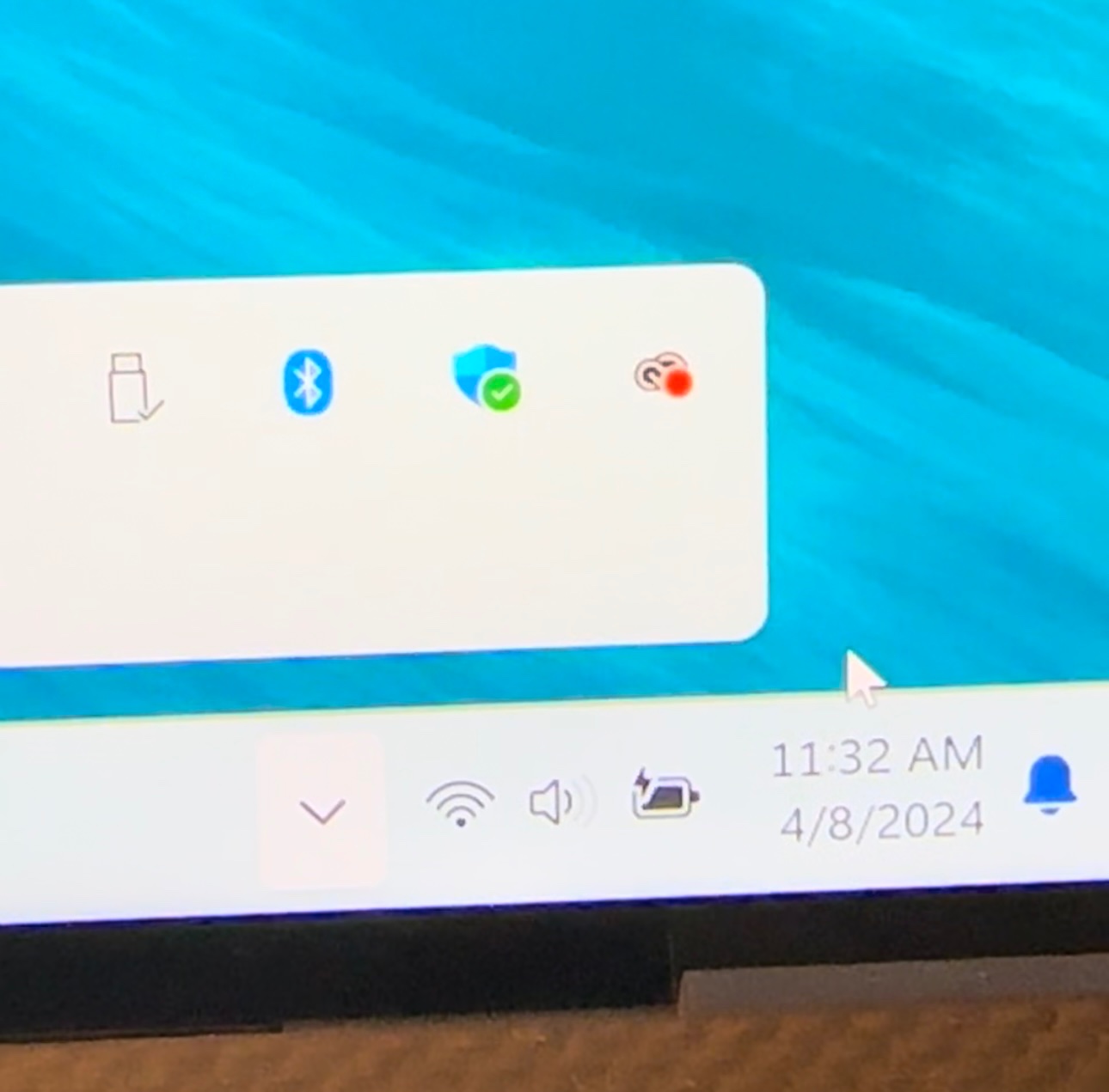 What is this icon with the red dot? I do not recognize it and I can’t ...
