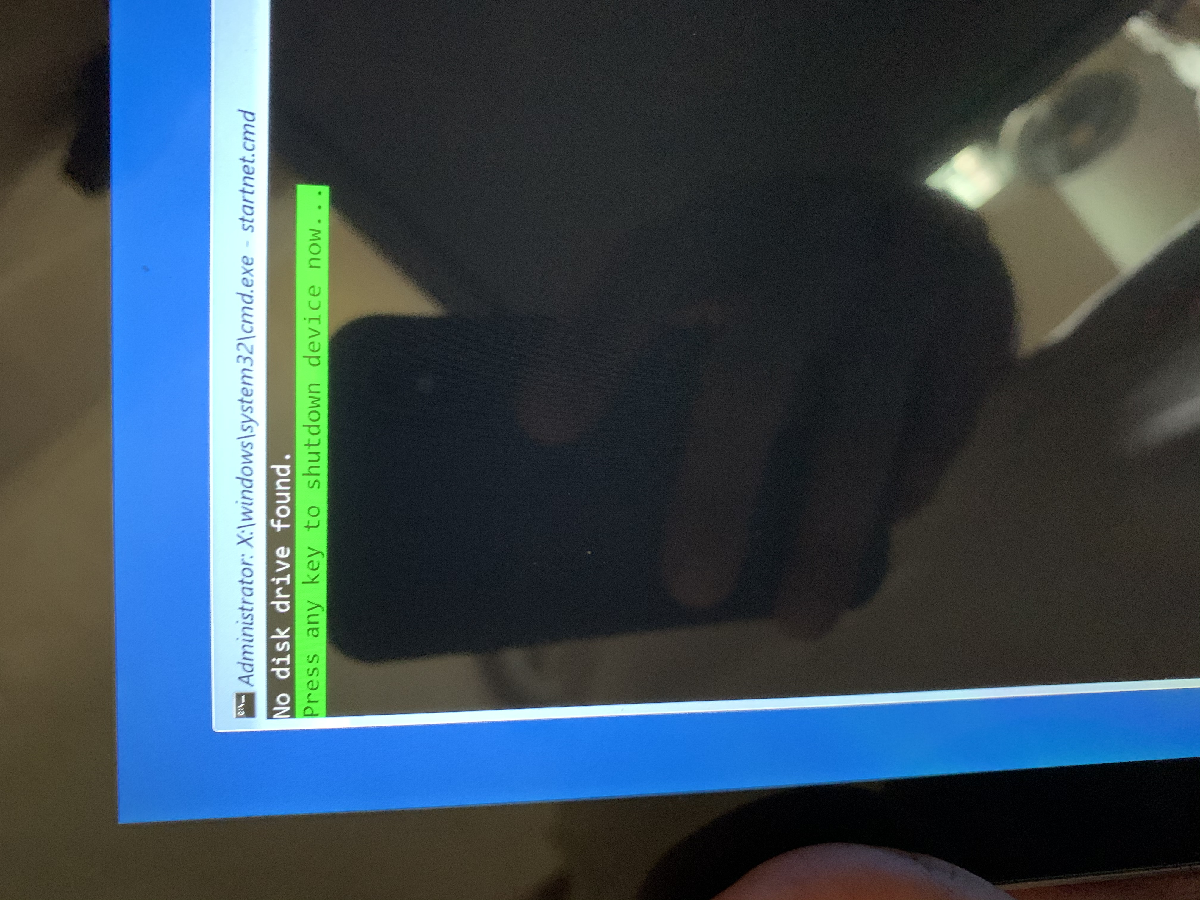 Surface pro 5 stuck at windows logo and a spinning icon can be seen at ...
