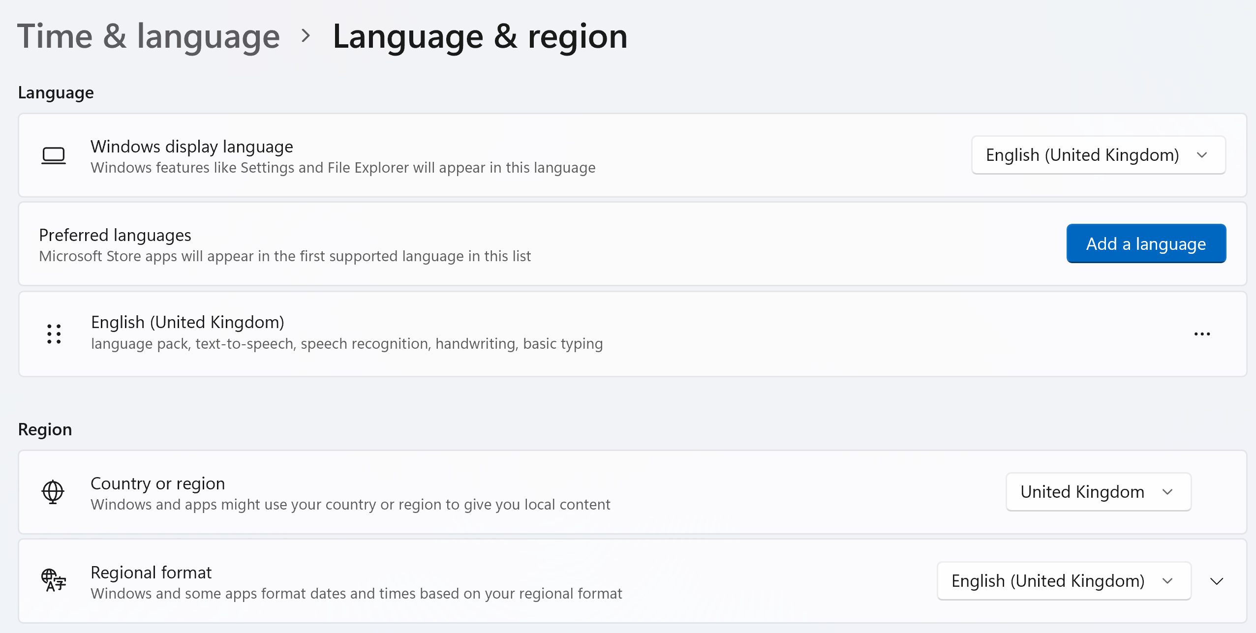 The "switch input method" on the taskbar lists a corrupted English ...
