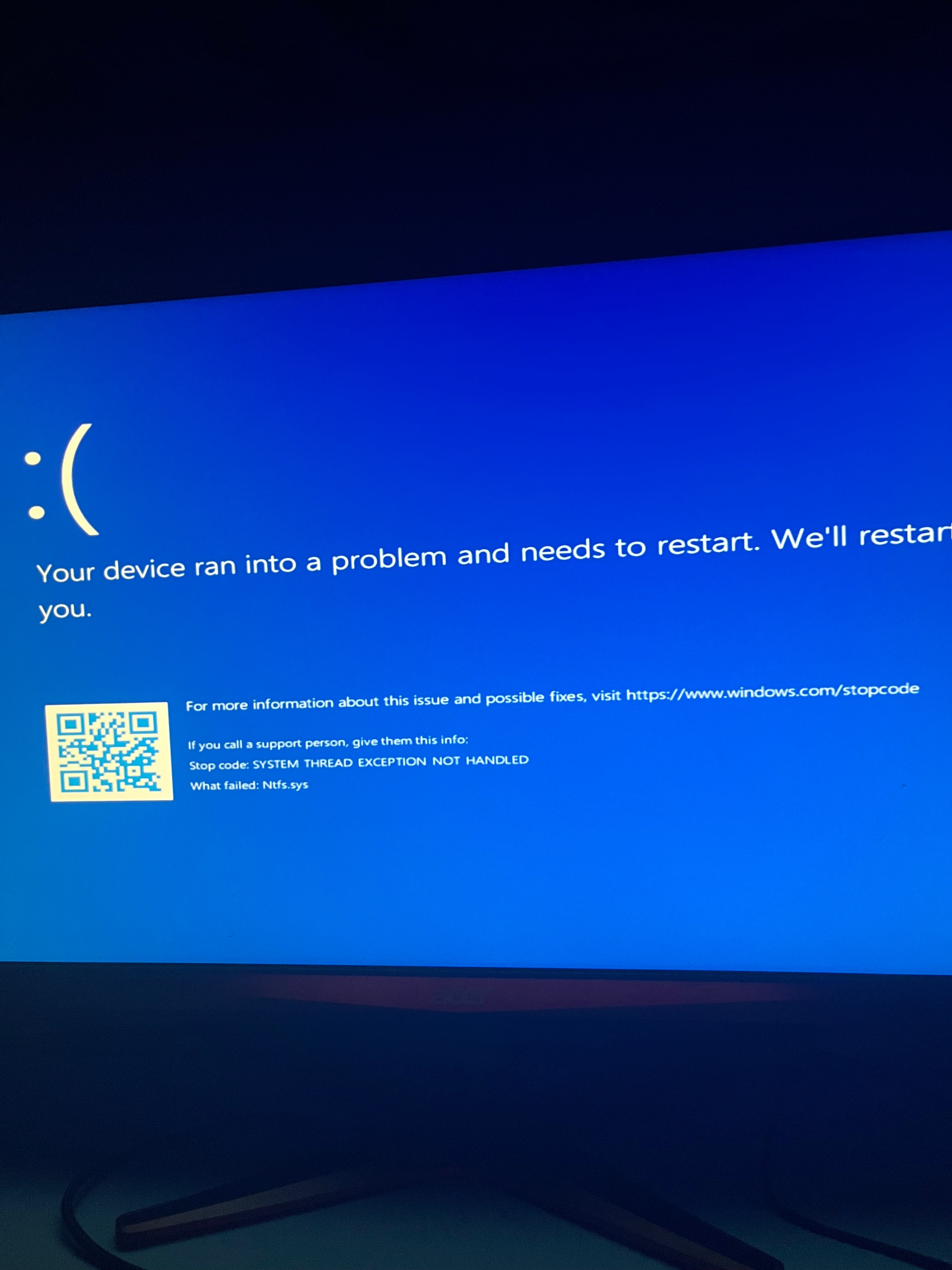 Stuck in endless black screen of death, possible hard-driver issue ...