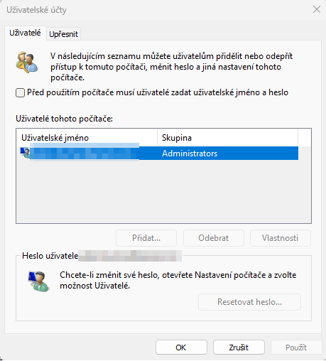 Login screen - multiple users showing when none is in settings ...